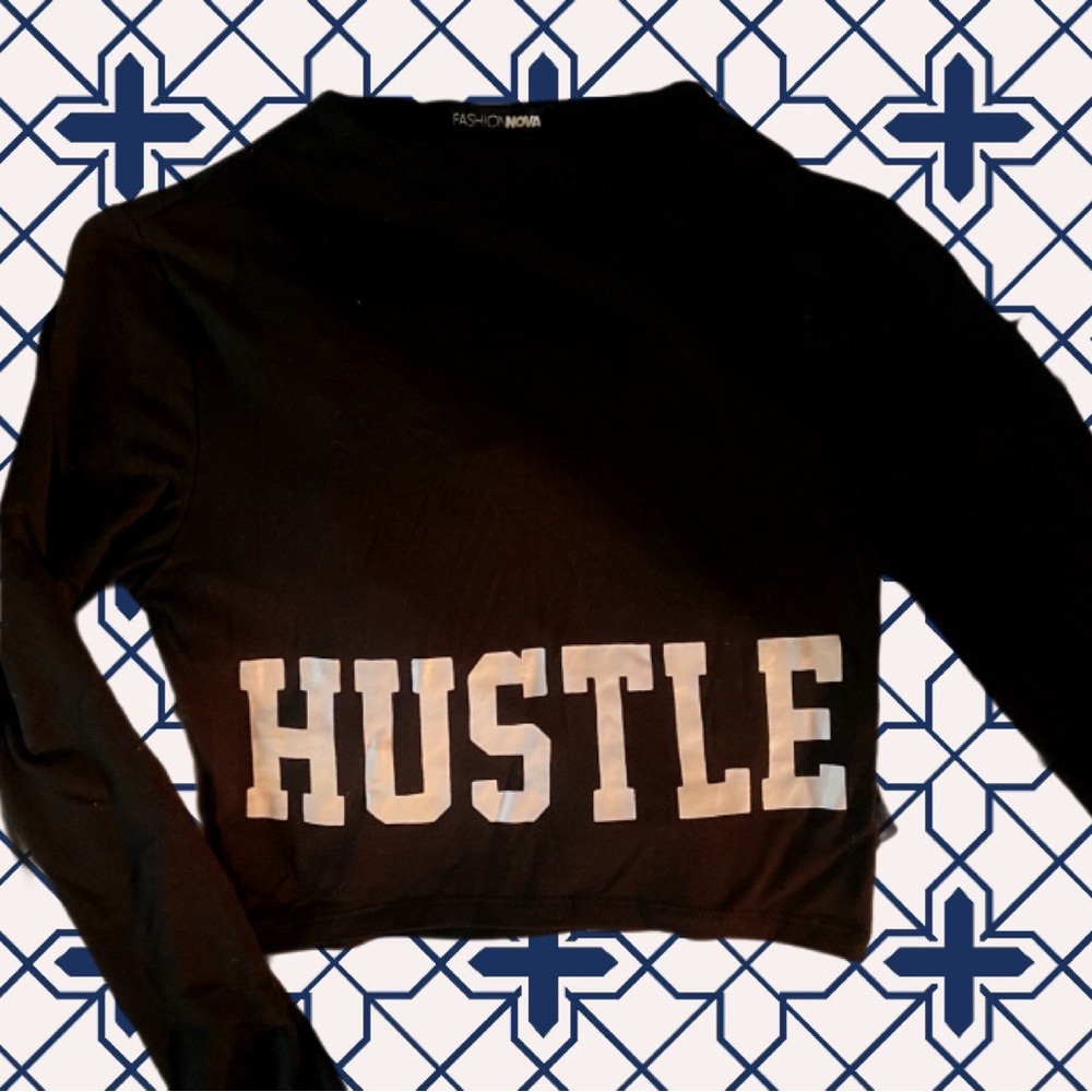 Black Long Sleeve Crop Top with 'HUSTLE' Print